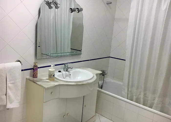 아파트 T1 Com Piscina E Vista Mar - Da Rocha *