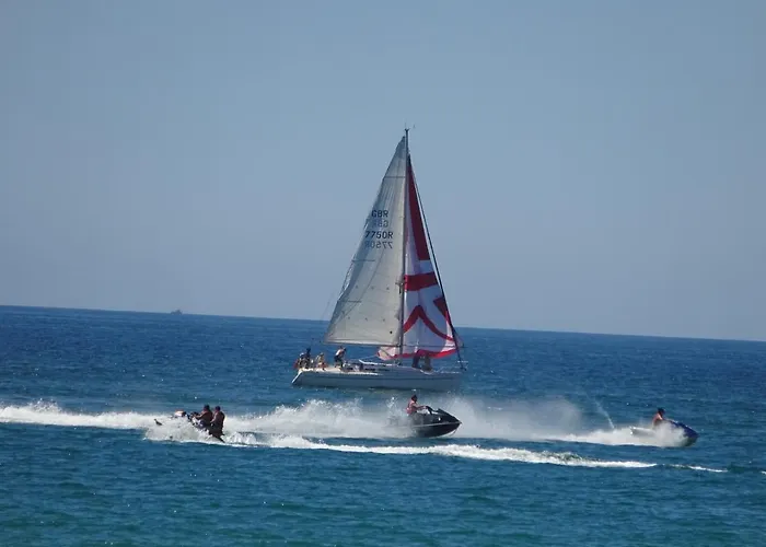 아파트 T1 Com Piscina E Vista Mar - Da Rocha