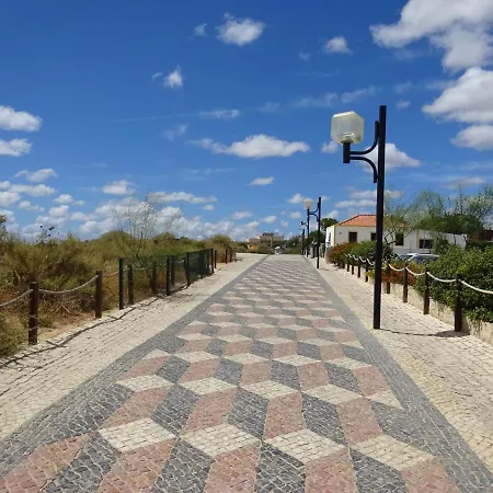 شقة T1 Com Piscina E Vista Mar - Da Rocha