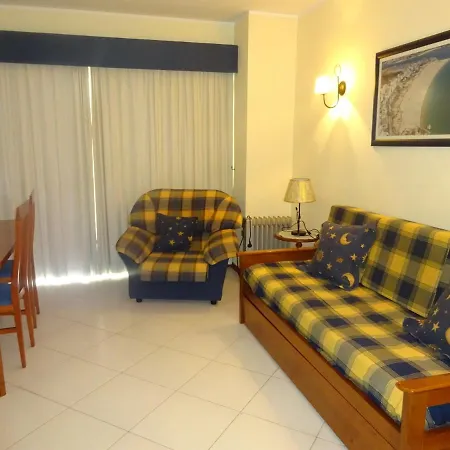 شقة T1 Com Piscina E Vista Mar - Da Rocha