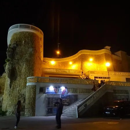 شقة T1 Com Piscina E Vista Mar - Da Rocha